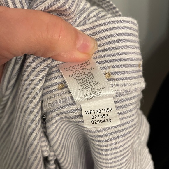 J JILL Size Medium Love Linen Seersucker Vibe Sailor Crop P M - Picture 6 of 8